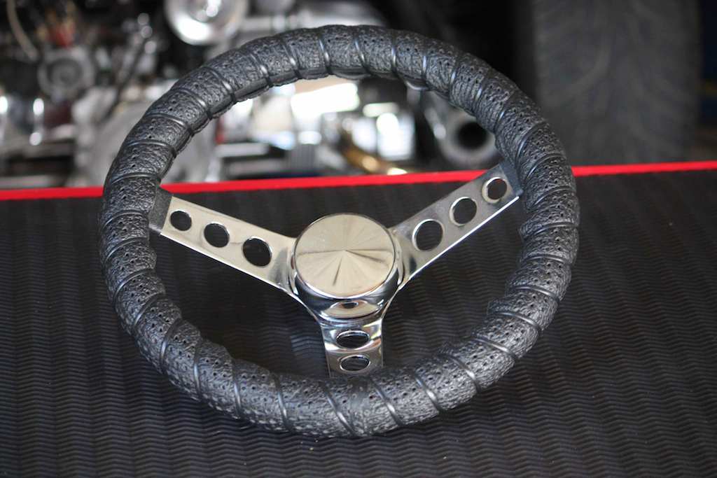 das ist das Lenkrad welches ich montiert habe...