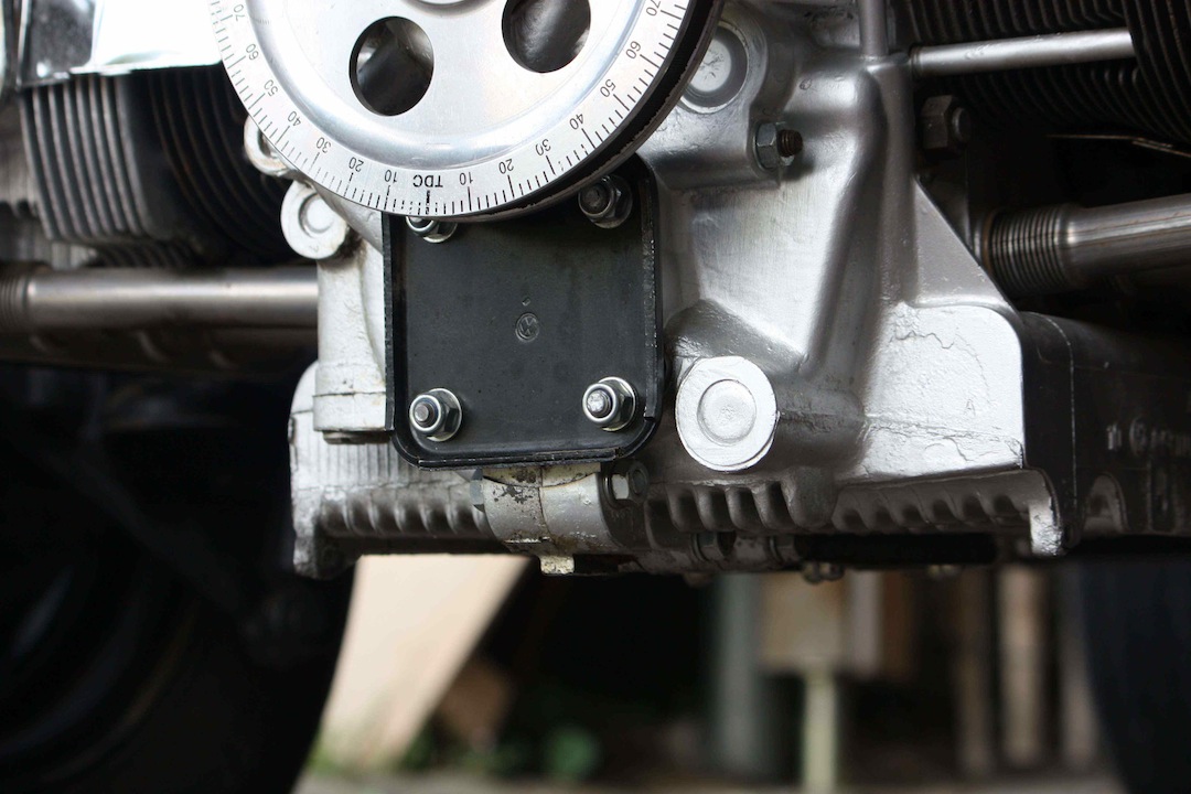 das ist der Motor von unten/Seite...